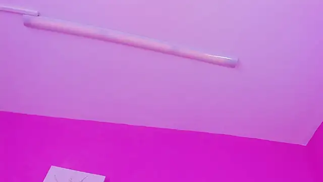 XXX chat uživo modela miajhonsonx
