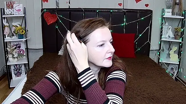 MeganPirs: онлайн-секс-чат