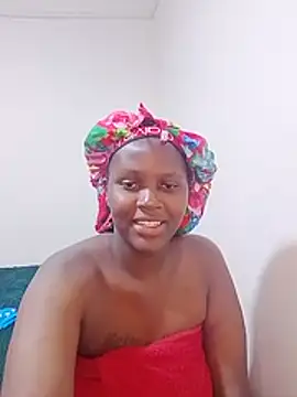 Chat +18 de Wairimu1 ao vivo