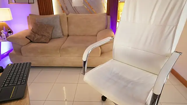KataJenner's Live XXX Chat