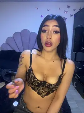 DAKOTA_SAKURA live XXX chat