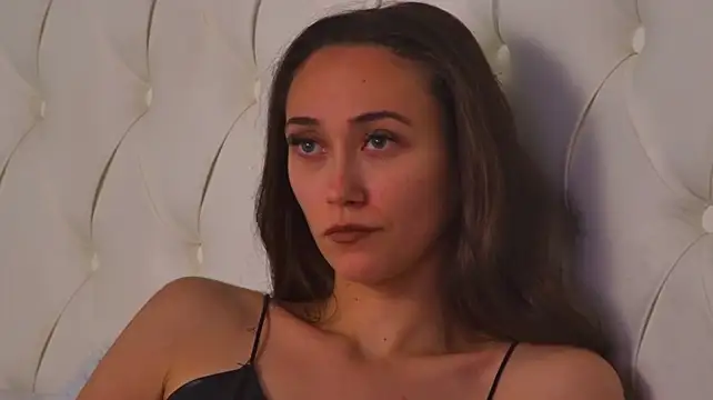 AliceMunro Chat XXX live