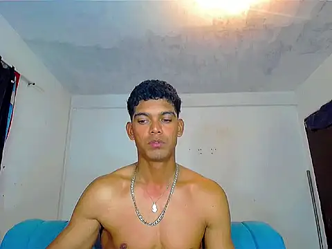 theMyke101 라이브 XXX 채팅