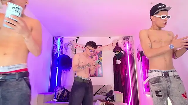 kingsofheaven26's Live XXX Chat