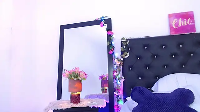 צ'אט XXX בשידור חי של biancadollx