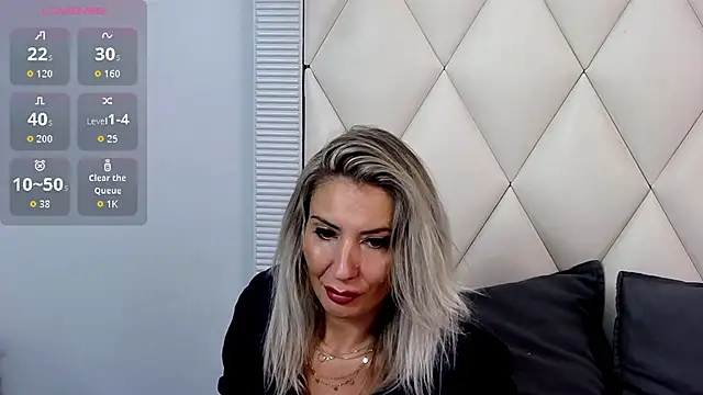 GinaBear - fuck me deep and hard