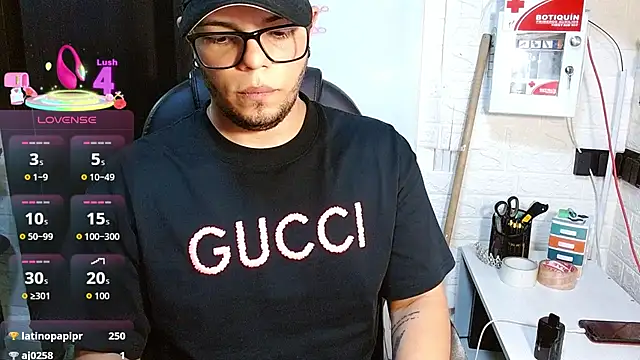 Czat XXX na żywo – Realjoel01
