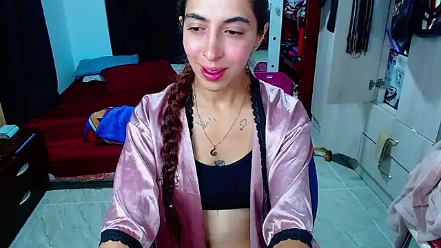 Chat +18 de MariamGray1 ao vivo