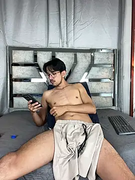 kameron_and_Nick Adlı Modelin Canlı XXX Sohbeti