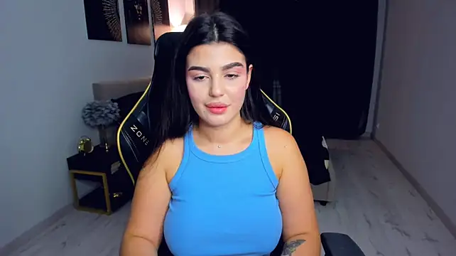 دردشة AlluringAriel الجنسية المباشرة