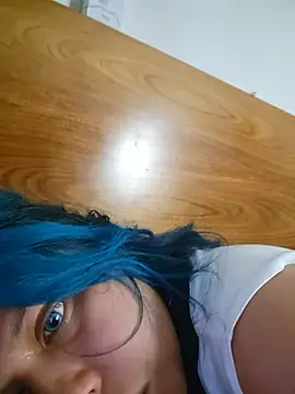 צ'אט XXX בשידור חי של azulzulix