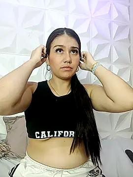 Sahaara Chat XXX live