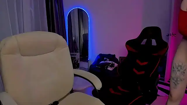 Sweet_Meg Adlı Modelin Canlı XXX Sohbeti