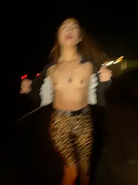 XXX chat uživo modela Sara_fun