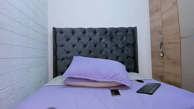 Chat XXX en directo de AleNoah_