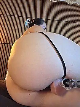 NeredaXxx – Live XXX-chat