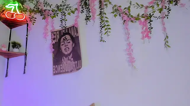 MarieTaylor_'s Live XXX Chat