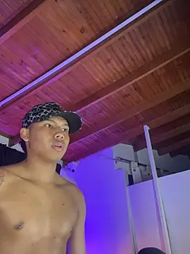 Chat XXX ao vivo de Elio_kai1
