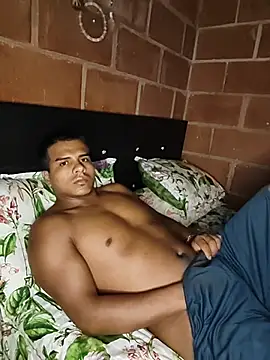 Hunter_master Live XXX-chat