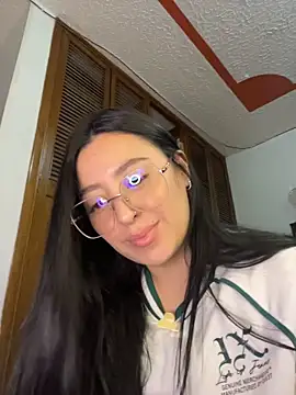 Sofi_Bunnie লাইভ XXX চ্যাট
