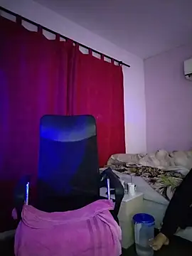 Chat +18 de BadboyX333 ao vivo