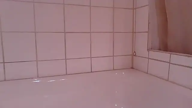 ShiftedSlam élő XXX-chatje