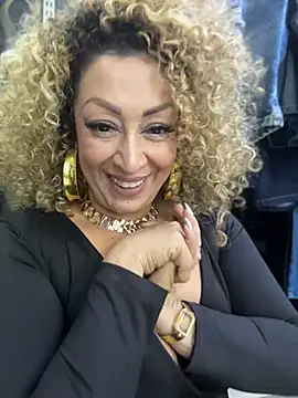 Katti_Barrera - Ride torso big squirt😈💦