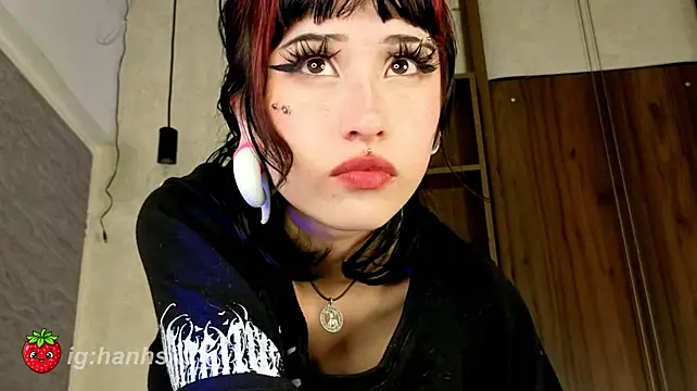 Chat +18 de HannahSky_ ao vivo
