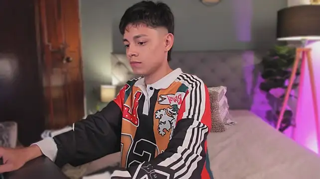 XXX chat uživo modela Andy_Belier23