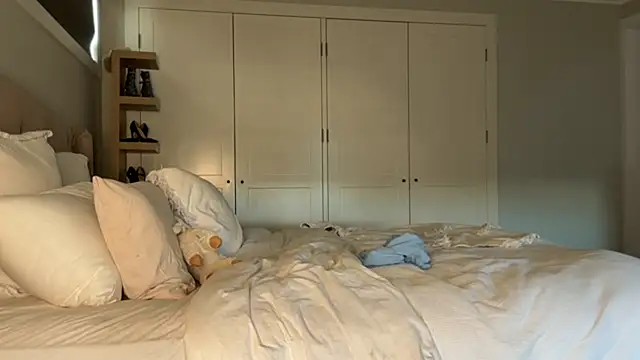 MiaMaliahx's Live XXX Chat