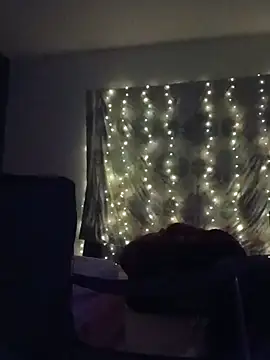 Tylow XXX чат на живо
