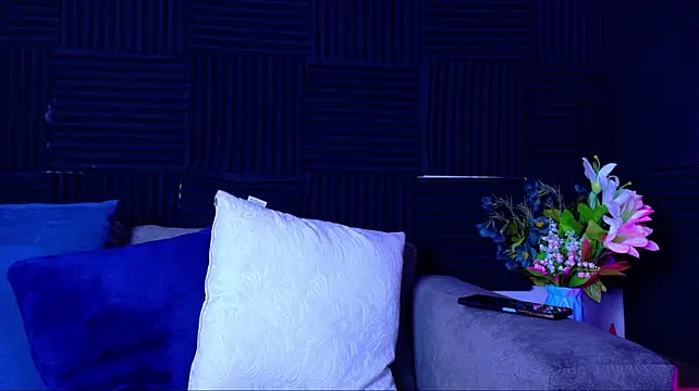 Megan_Diamond05 - erotic dance and oil on my body