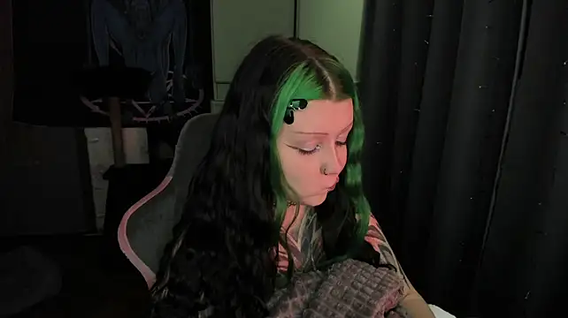 t0riayun0's Live XXX Chat