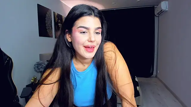 Chat XXX en directo de AlluringAriel