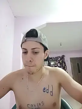 Carlitos7381 webcam show
