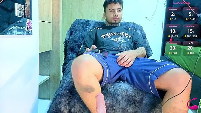 צ'אט XXX בשידור חי של JuanCamiilo_66