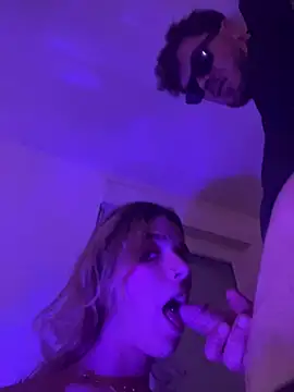 Živý XXX chat MissGoldieB