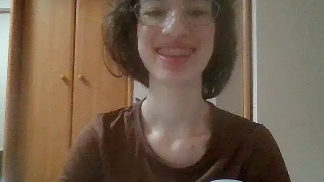 CrystalDolls Chat XXX live