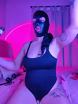 Chat XXX en directo de SilentDoll