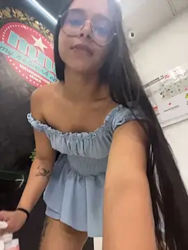 HappyKittyXXX: απευθείας συνομιλία ΧΧΧ
