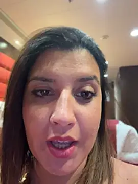 Novababy18 - Becco uno ci provo e mi faccio invitare