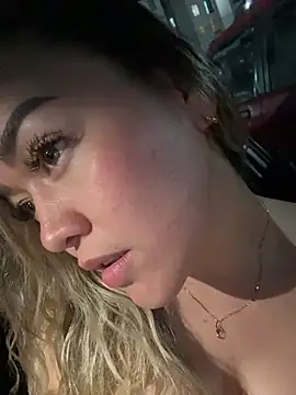 Danielavegax - Strange rate my tits on the street