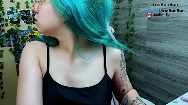 Chat XXX ao vivo de LinaBonBon