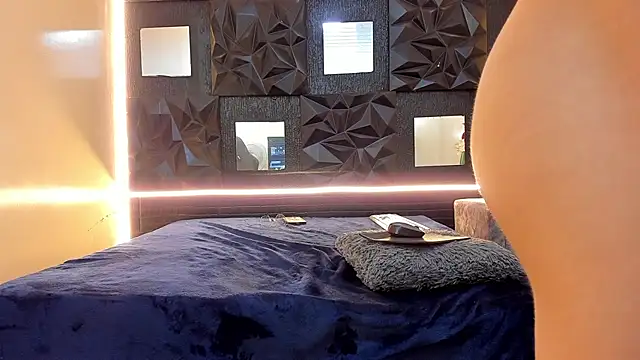 ElanGiraldon Live XXX chat