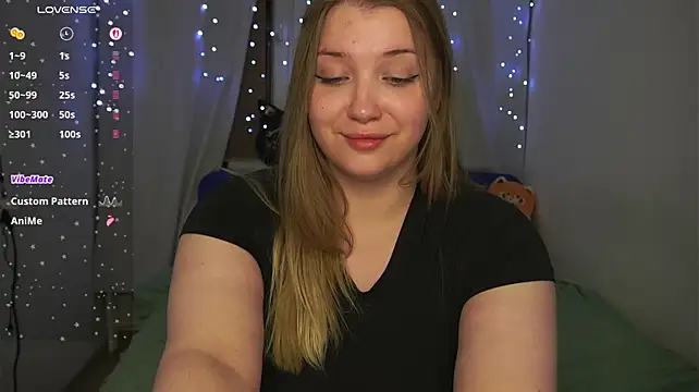 دردشة CuteSharloti الجنسية المباشرة