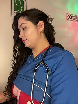 Amyy_1's Live XXX Chat