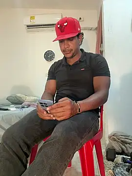 bigdick211292 – Live XXX-chat