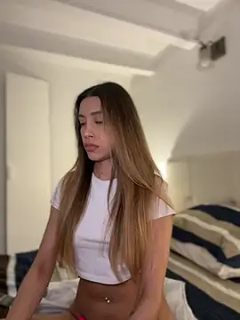 צ'אט XXX בשידור חי של SelenaStone