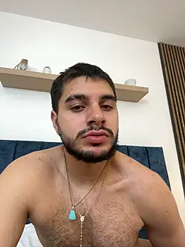 AmadeoWild live XXX chat