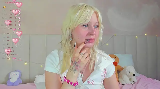 AdeleSilvy Chat XXX in diretta